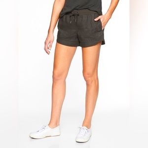Athleta beachside Bali linen shorts size 12